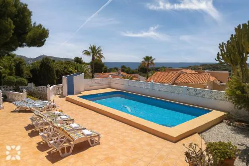 Villa Saler by Abahana Villas
