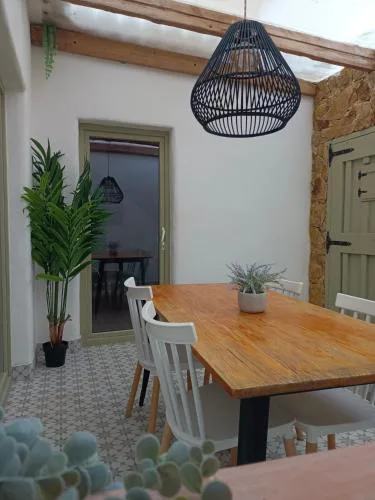 Casa griega segunda linea del mar
