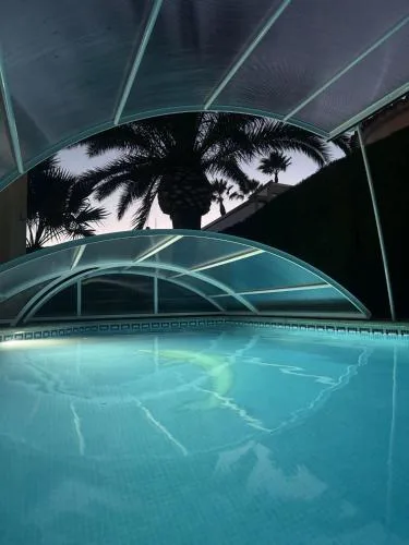 Impresionante Villa con piscina climatizada - OLIVA NOVA