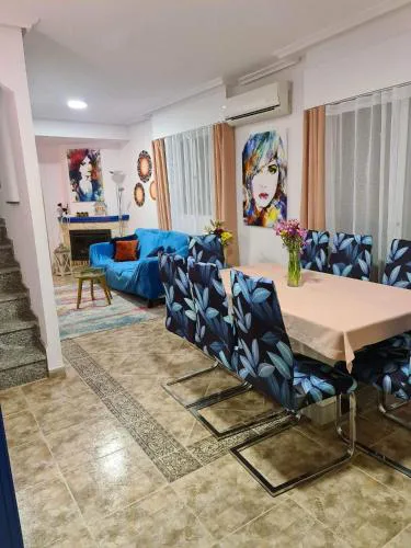 Azul villa