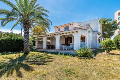 Chalet Mayor Zenia Beach