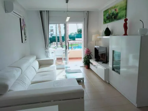Lovely apartment with pool view