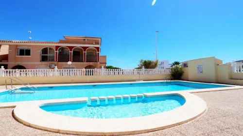 REF 11102 Bungalow al Borde del Agua