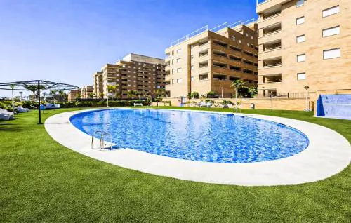 2 Bedroom Cozy Apartment In Oropesa Del Mar