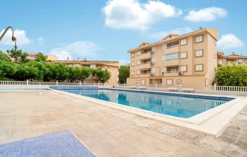 2 Bedroom Lovely Apartment In Oropesa