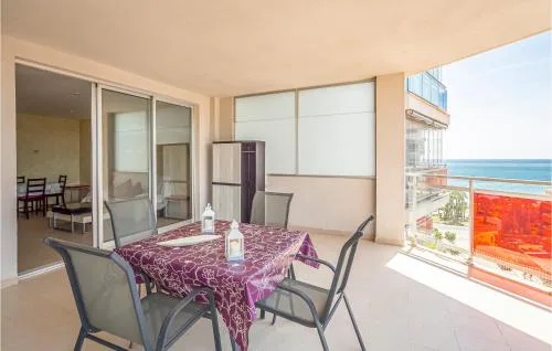 Gorgeous Apartment In Oropesa Del Mar