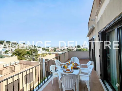 Apartamento 2 dormitorios con aire acondicionado, parking, cerca de playas - ES-389-17
