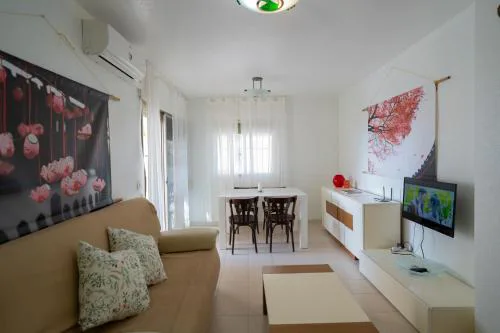Apartamento a 50 metros del mar con párking