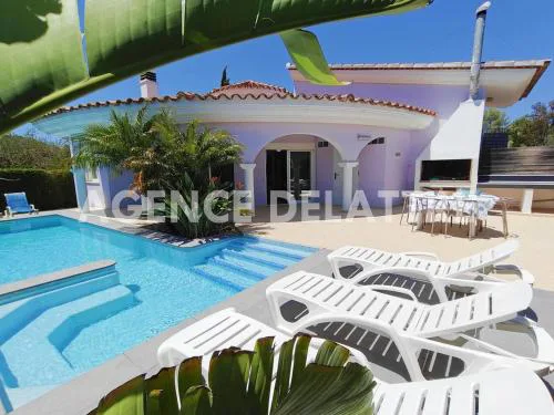 Villa moderna con piscina privada y jacuzzi, 2 dormitorios - ES-389-33