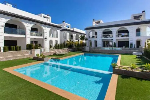 Sunset Paradise - Sleeps 4 Pool Terrace & Views
