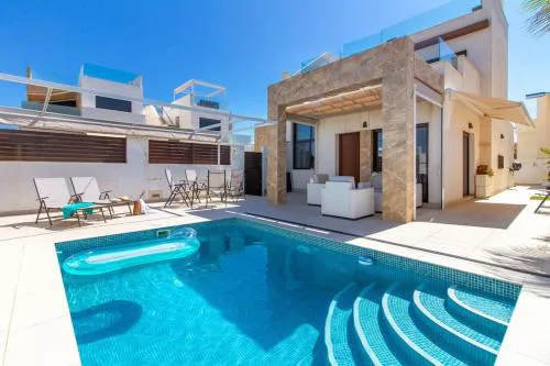 Villa Nina with pool