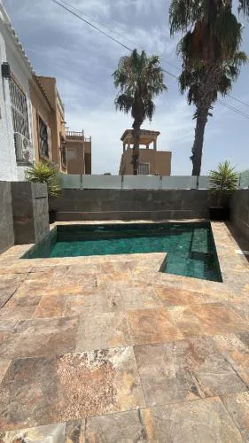 Casa con piscina