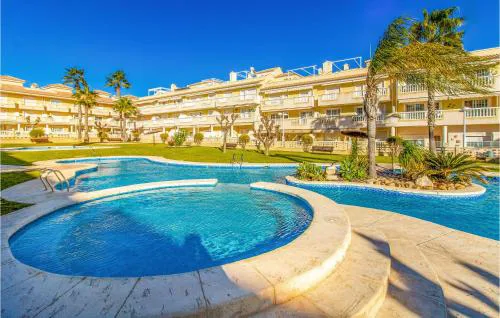 2 Bedroom Nice Apartment In Santa Pola