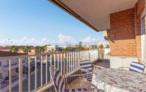 3 Bedroom Lovely Apartment In Santa Pola
