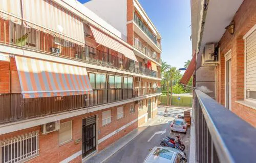 3 Bedroom Nice Apartment In Santa Pola