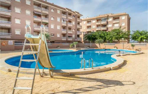 Amazing Apartment In Santa Pola