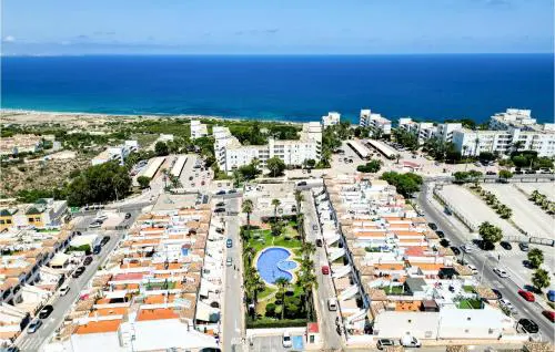 Awesome Apartment In Santa Pola