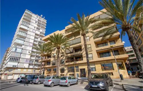Awesome Apartment In Santa Pola
