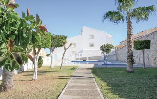 Gorgeous Home In Santa Pola With Wifi