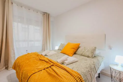 Menabrea Holiday House near the beach and airport