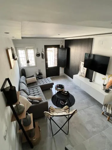 Prachtig gemoderniseerde woning op 250 meter van het strand