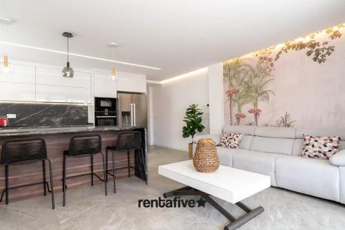 rentafive - Luxury - Reformado - 2 min Gran Playa