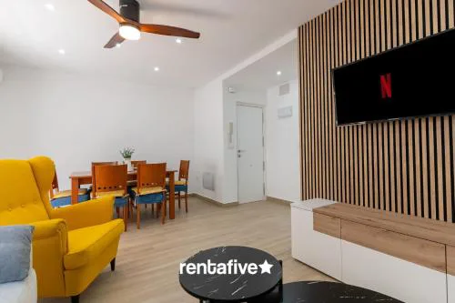 rentafive - Nuevo - Reformado - 1 min playa - A/A
