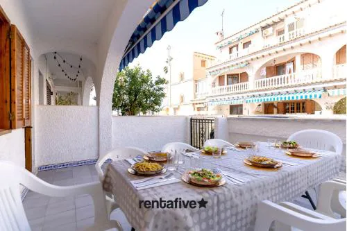 rentafive - Parking - Frente a la playa - Tamarit