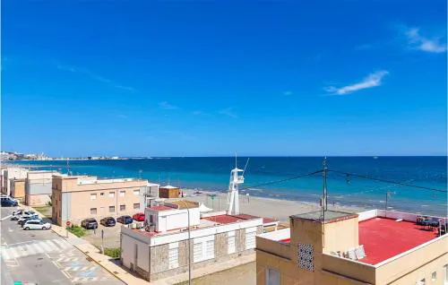 Stunning Apartment In Santa Pola