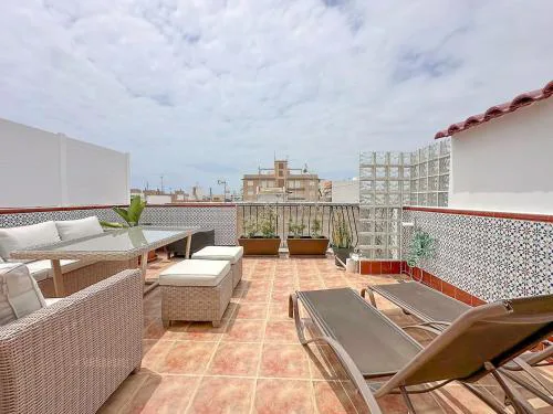 Sunny penthouse in the centre of Santa Pola