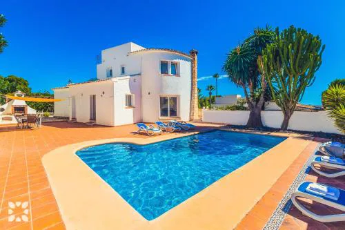 Villa Monte Cristo by Abahana Villas