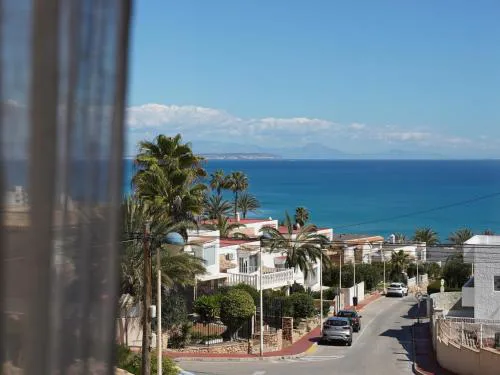 085 Chill & BBQ House - Alicante Holiday