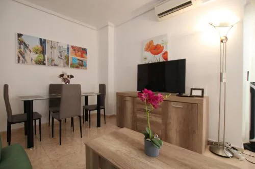 Apartamento con piscina Los Leandros