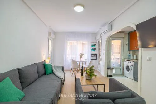100mt to beach apartment centre Torrevieja