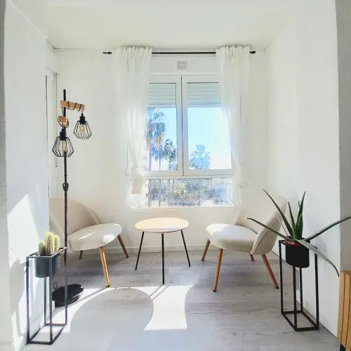 2-bedroom penthouse in the heart of Torrevieja with a sea view