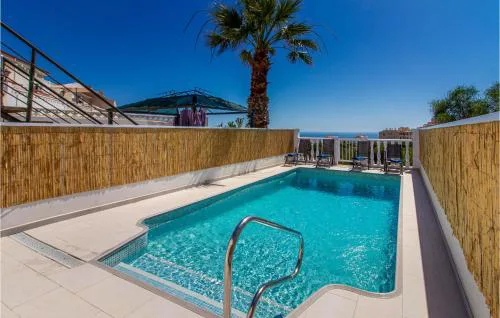 Amazing Home In Torrevieja With Kitchen