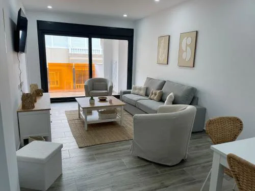 Appartement Sol y Mar Torrevieja Centre 3 chambres, piscine, fitness, sauna
