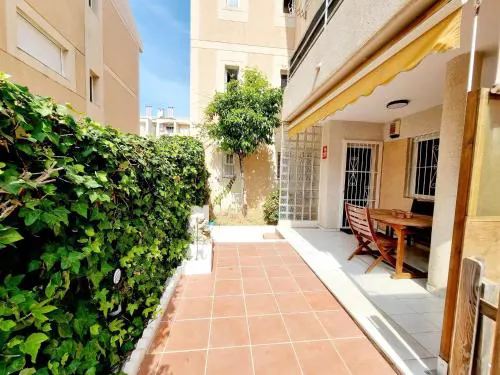 Apt with garden beach