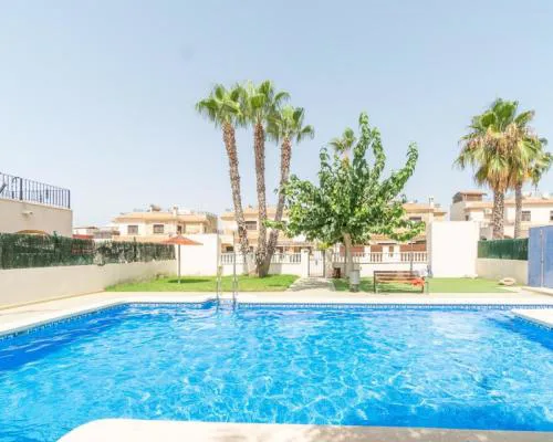 Arco Mediterráneo chalet independiente