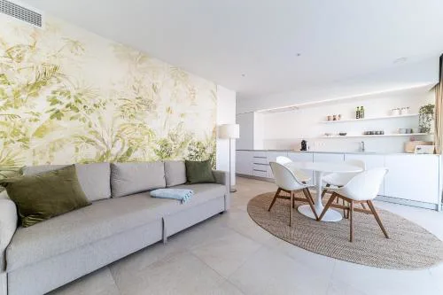 Buena Vista, Panoramic view penthouse with pool - by OYOOSTAYS