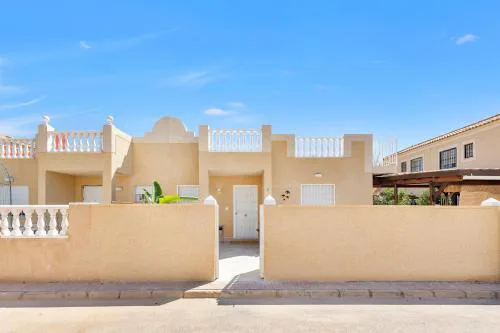Bungalow Dolce Vita con piscina comunitaria en Torrevieja