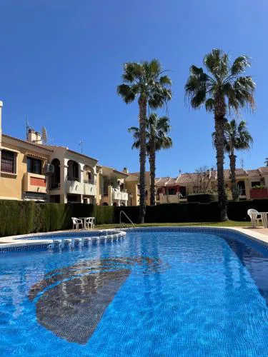 Casa Flamenco, Begane grond appartement met tuin & zwembad