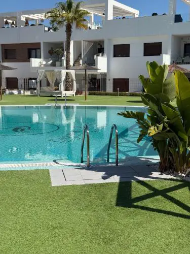 Condo with solarium in Laguna Beach Resort In Los Balcones in Torrevieja