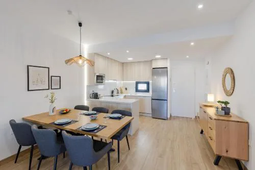 Cosy Casa Nalia - Apartment with Terrace, Pools & Jacuzzi