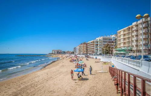 Cozy Apartment In Torrevieja With Wifi