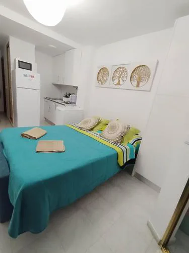 Estudio cerca del mar + wifi gratis