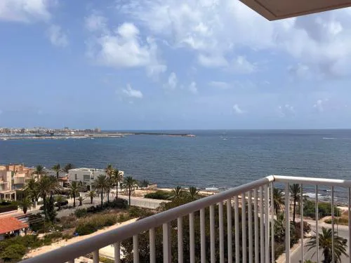 Foques Sea & Garden Views
