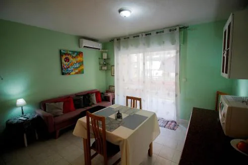 Large Terrace two blocks from the beach