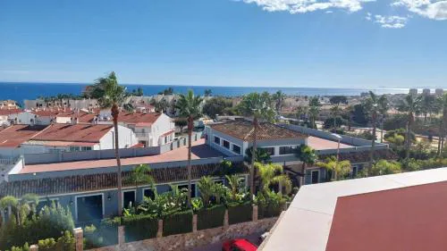 Los Leandros Seaside Apartment