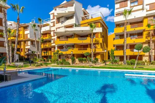 Punta Prima - Charming Spanish Apartment with South-Facing Terrace by the Sea